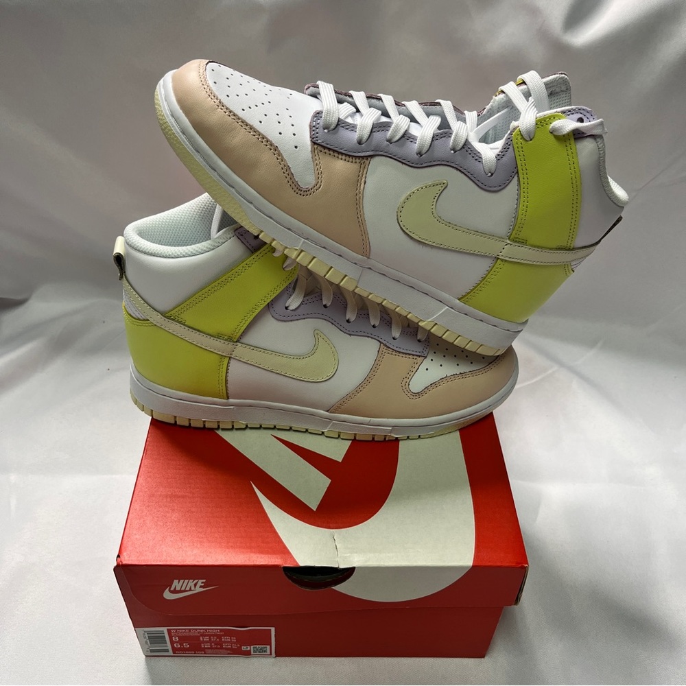 Women’s Nike Dunk High Cashmere Lemon Twist Pink and Green New Size 8W